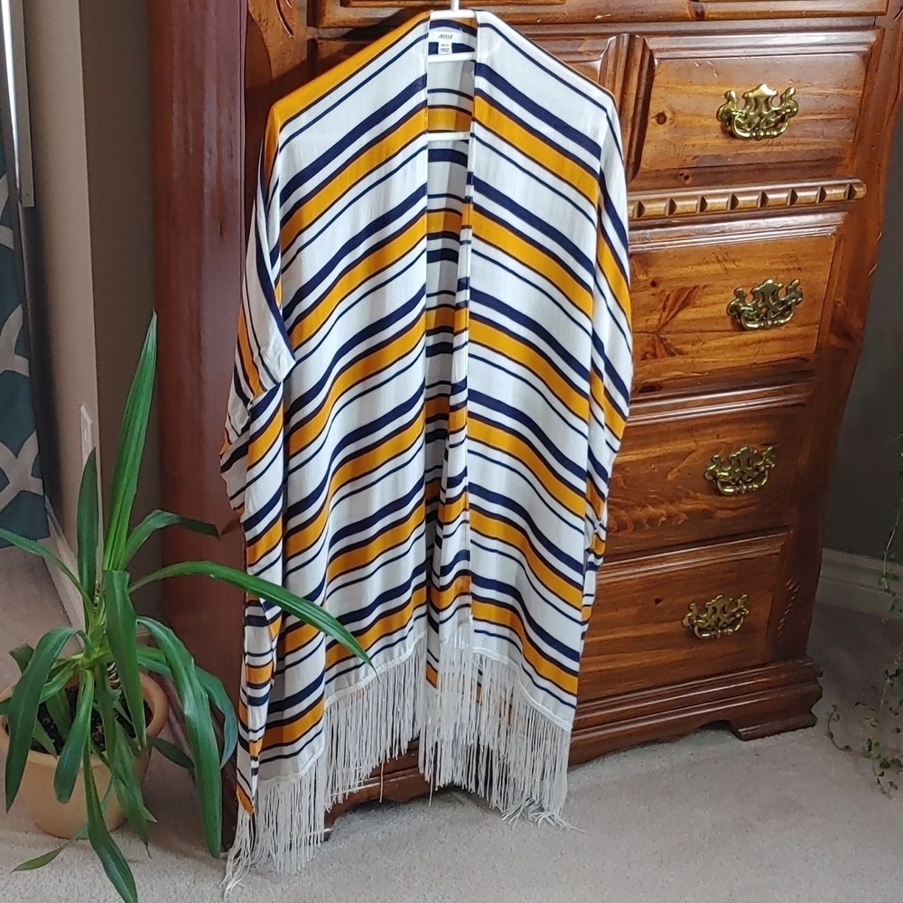 🌸Host Pick🌸NWT Women's Striped Vest